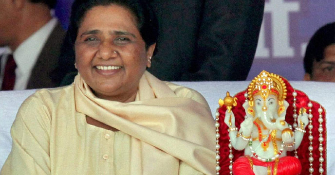 बसपा ने मायावती को प्रधानमंत्री पद का चेहरा बनाने की मांग 1 mayawati targets bramhin voters for next assembly election