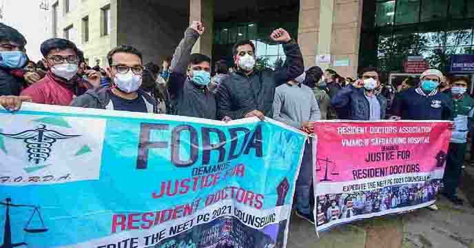 Delhi: Resident doctors return to work with relief for patients, relief in all quarters