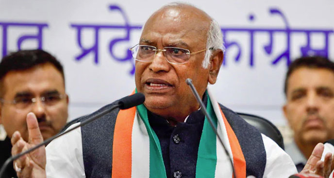 करदाताओं के पैसे की खुलेआम बर्बादी है: खड़गे 1 Mallikarjun Kharge