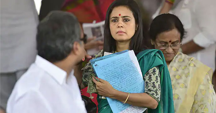 लोकसभा अध्यक्ष ने महुआ मोइत्रा के खिलाफ शिकायत आचार समिति को भेजी 1 Mohua Moitra