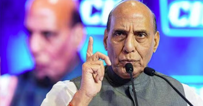 एयर डिफेंस सिस्टम को मजबूत करने पर दें ध्यान : राजनाथ 1 Rajnath Singh