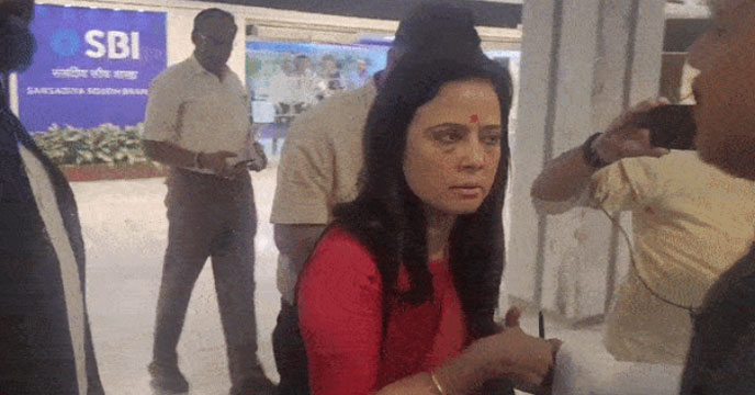 महुआ के खिलाफ बड़ी कार्रवाई की तैयारी में लोकसभा समिति 1 Mahua Moitra