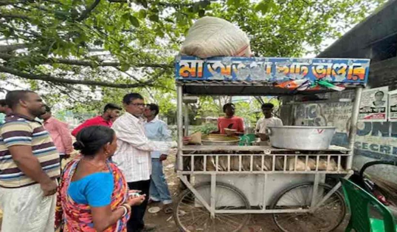 Bolpur-muri-ghugni-after-casting vote