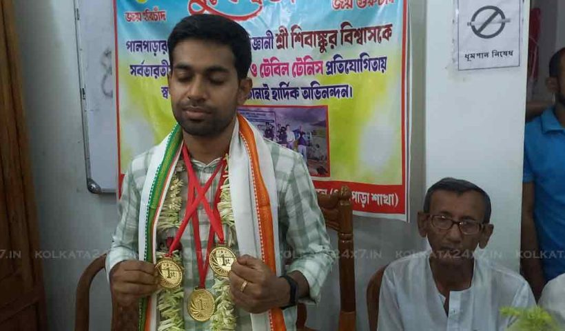 National Table Tennis Champion Shivankur Returns to Nadia, Honored for Gold Win