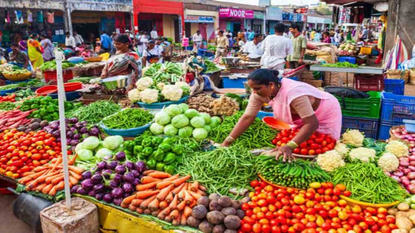 olkata Market Prices Surge: Vegetables, Fish, Meat Strain Budgets